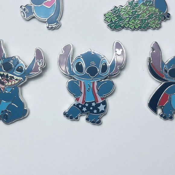 2024 Hidden Disney Stitch Holidays Complete Set Of 5 Pins - Picture 5 of 12